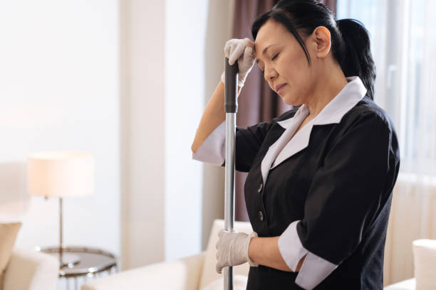 They Judged Her for Mopping Floors—But Her Wedding Day Surprise Left Everyone in Tears